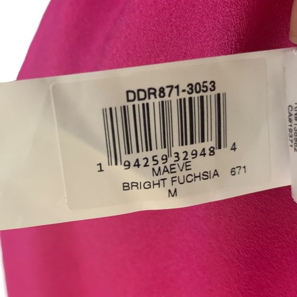 NWT Dress the Population Barbie Pink Sleeveless Slit Dress Knee Length Medium - Picture 8 of 13